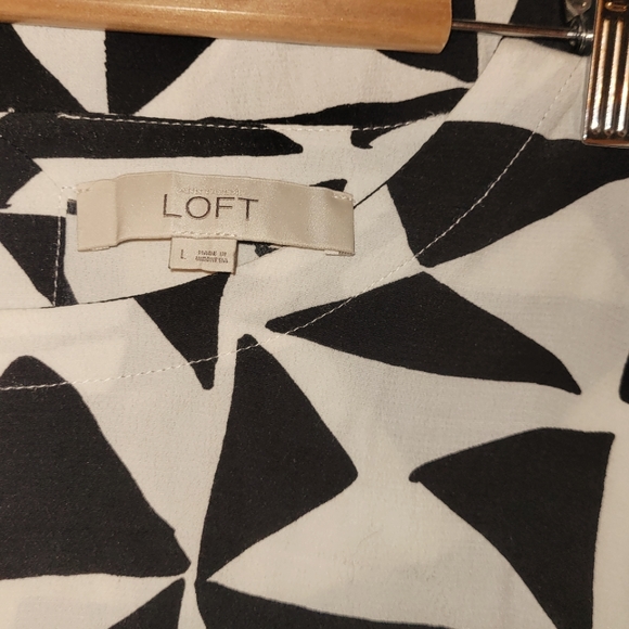 LOFT Geometric Top L - Picture 3 of 3